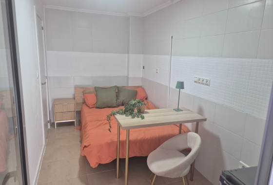 Resale - Apartment / flat - Torrevieja - Puerto Deportivo Marina Salinas