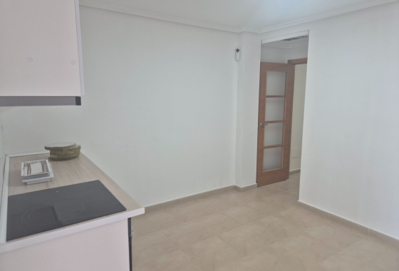 Resale - Apartment / flat - Torrevieja - Puerto Deportivo Marina Salinas