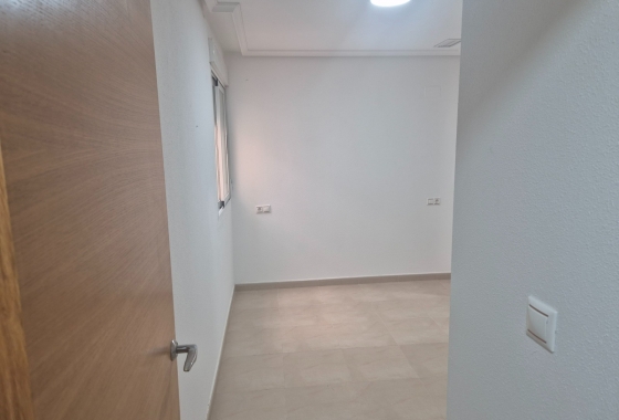 Resale - Apartment / flat - Torrevieja - Puerto Deportivo Marina Salinas