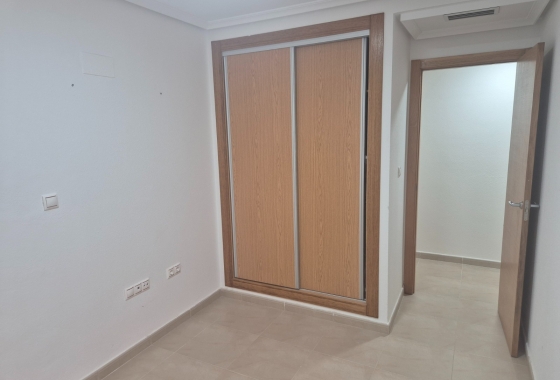 Resale - Apartment / flat - Torrevieja - Puerto Deportivo Marina Salinas