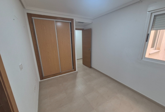 Resale - Apartment / flat - Torrevieja - Puerto Deportivo Marina Salinas