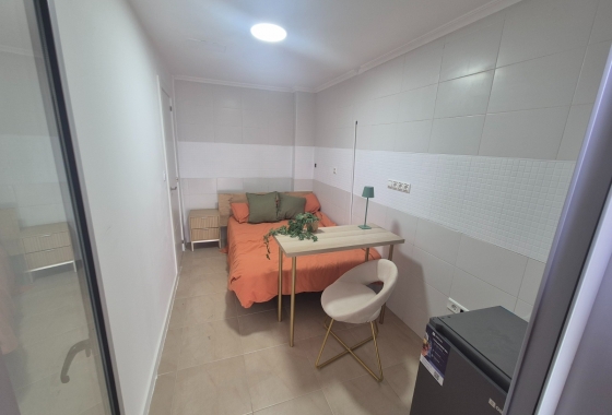 Resale - Apartment / flat - Torrevieja - Puerto Deportivo Marina Salinas