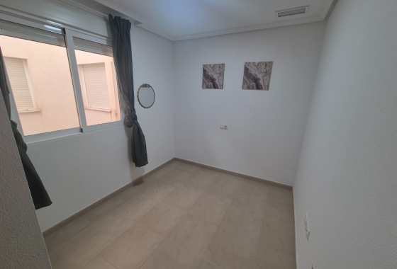 Resale - Apartment / flat - Torrevieja - Puerto Deportivo Marina Salinas