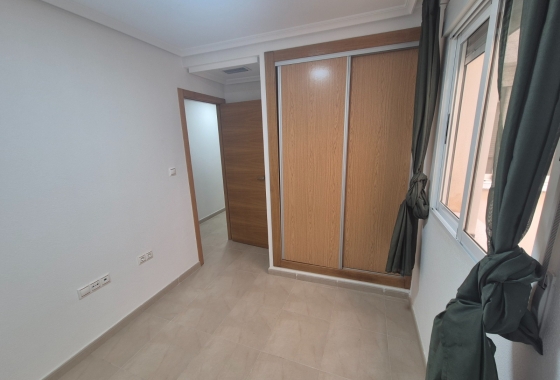 Resale - Apartment / flat - Torrevieja - Puerto Deportivo Marina Salinas