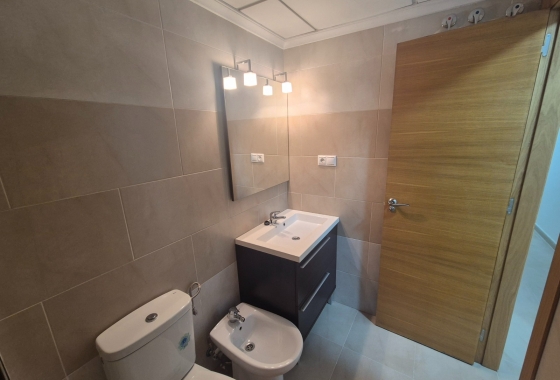 Resale - Apartment / flat - Torrevieja - Puerto Deportivo Marina Salinas