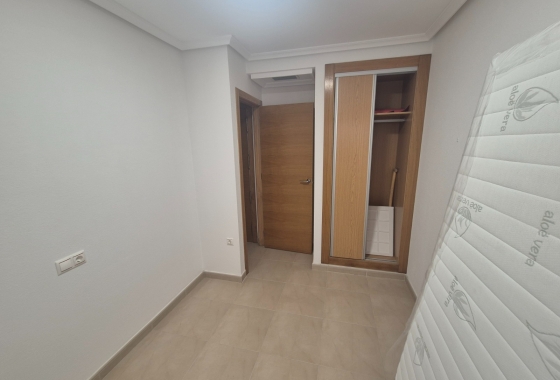 Resale - Apartment / flat - Torrevieja - Puerto Deportivo Marina Salinas