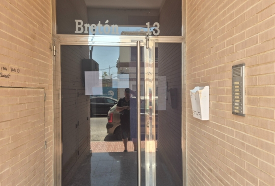 Resale - Apartment / flat - Torrevieja - Puerto Deportivo Marina Salinas