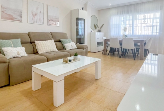 Resale - Townhouse - Orihuela Costa - Costa Blanca