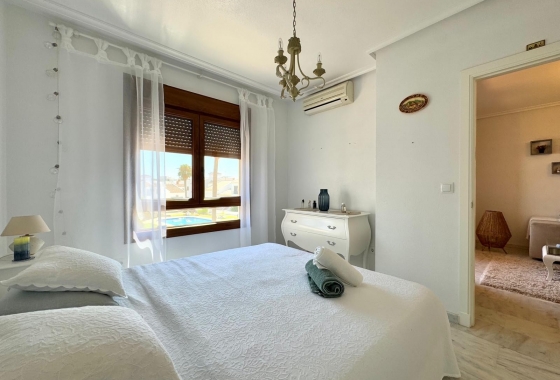 Resale - Apartment / flat - Orihuela Costa - Costa Blanca