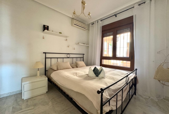 Resale - Apartment / flat - Orihuela Costa - Costa Blanca