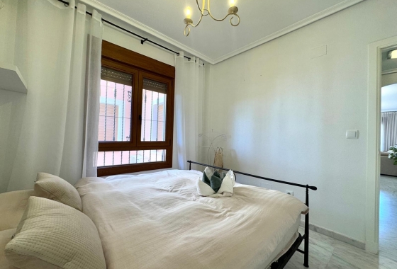 Resale - Apartment / flat - Orihuela Costa - Costa Blanca