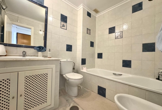 Resale - Apartment / flat - Orihuela Costa - Costa Blanca