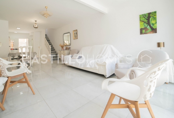 Reventa - Adosado - Torrevieja - Urb. Rosaleda
