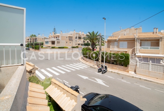 Reventa - Adosado - Torrevieja - Urb. Rosaleda