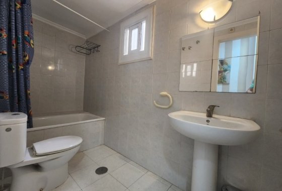 Wiederverkauf - Wohnung - Torrevieja - Playa del Acequión