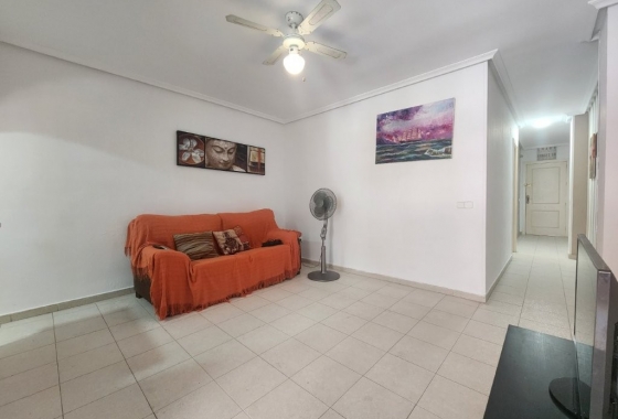 Wiederverkauf - Wohnung - Torrevieja - Playa del Acequión