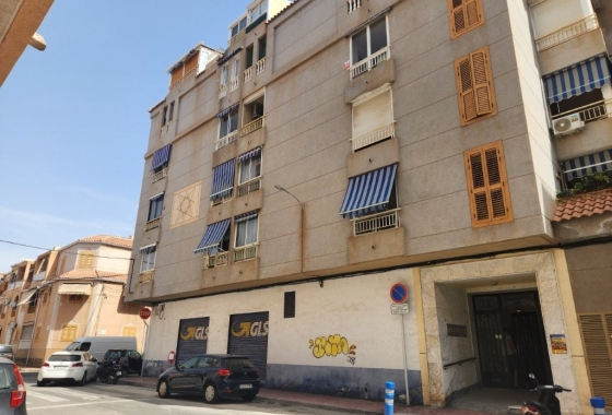 Wiederverkauf - Wohnung - Torrevieja - Playa del Acequión