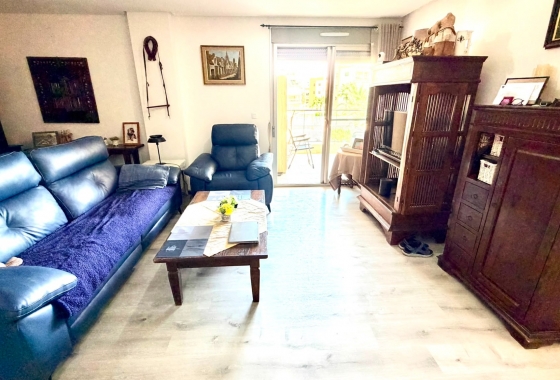 Перепродажа - Квартира - Orihuela Costa - La Zenia