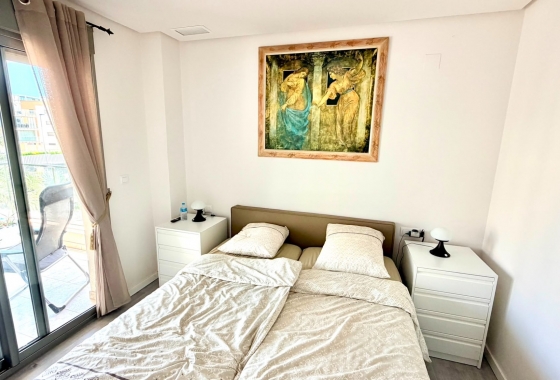 Перепродажа - Квартира - Orihuela Costa - La Zenia
