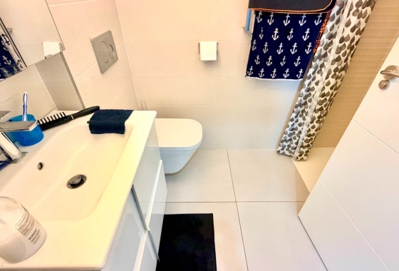 Перепродажа - Квартира - Orihuela Costa - La Zenia