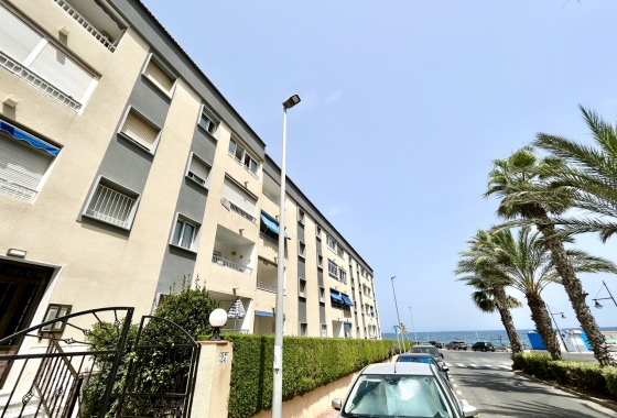 Resale - Apartment / flat - Torrevieja - Costa Blanca
