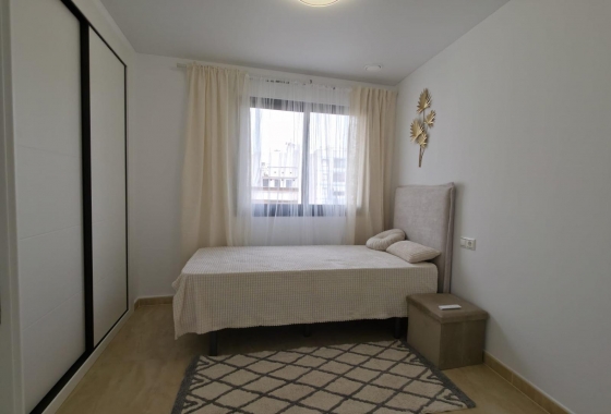 Wiederverkauf - Wohnung - Torrevieja