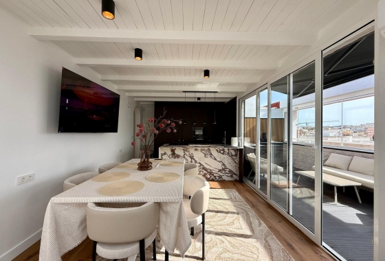Herverkoop - Appartement / flat - Guardamar del Segura - Centro