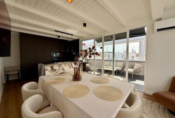 Herverkoop - Appartement / flat - Guardamar del Segura - Centro