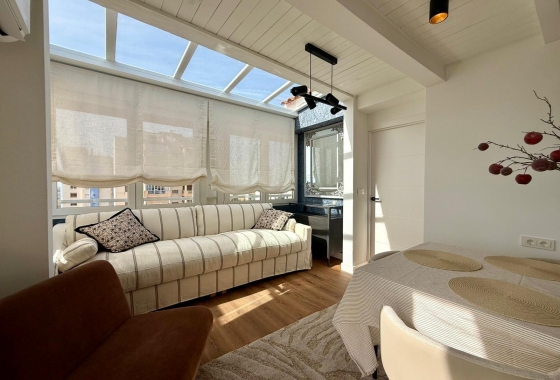 Herverkoop - Appartement / flat - Guardamar del Segura - Centro