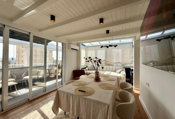 Herverkoop - Appartement / flat - Guardamar del Segura - Centro