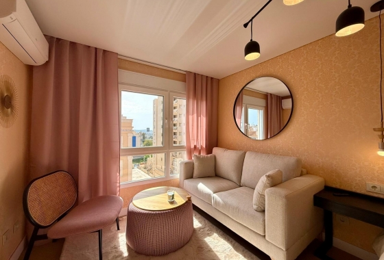 Herverkoop - Appartement / flat - Guardamar del Segura - Centro