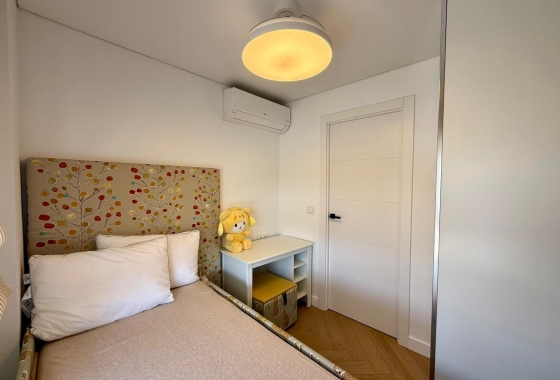 Herverkoop - Appartement / flat - Guardamar del Segura - Centro