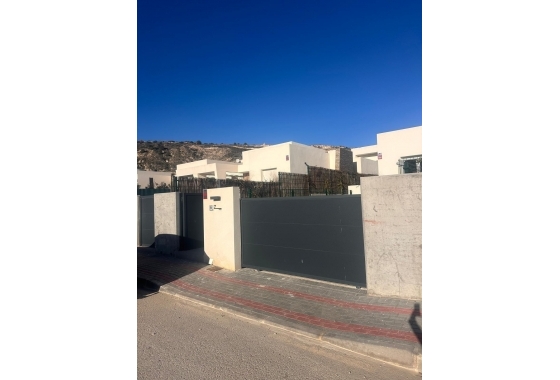 Återförsäljning - Villa - Algorfa