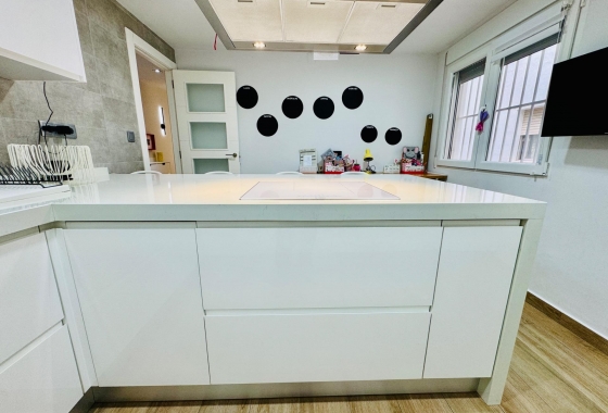 Herverkoop - Appartement / flat - Pilar de la Horadada - Zona Pueblo