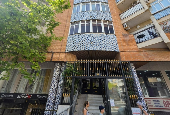 Herverkoop - Appartement / flat - Torrevieja - Habaneras