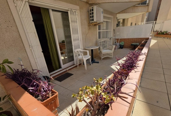 Herverkoop - Appartement / flat - Torrevieja - Habaneras