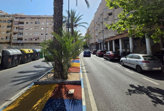 Herverkoop - Appartement / flat - Torrevieja - Habaneras