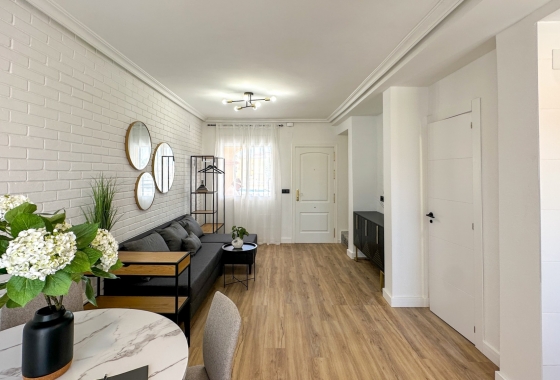Resale - Townhouse - Orihuela Costa - Costa Blanca