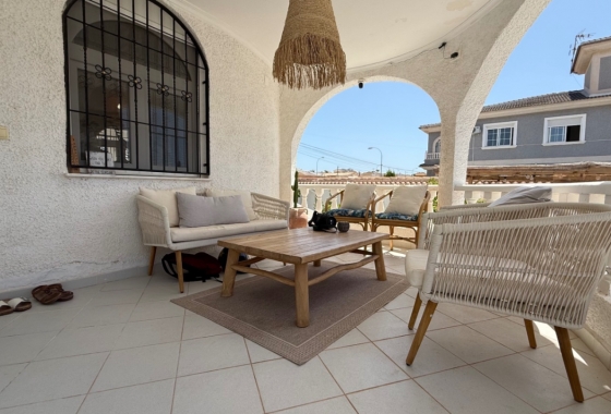 Resale - Villa - Torrevieja - Costa Blanca