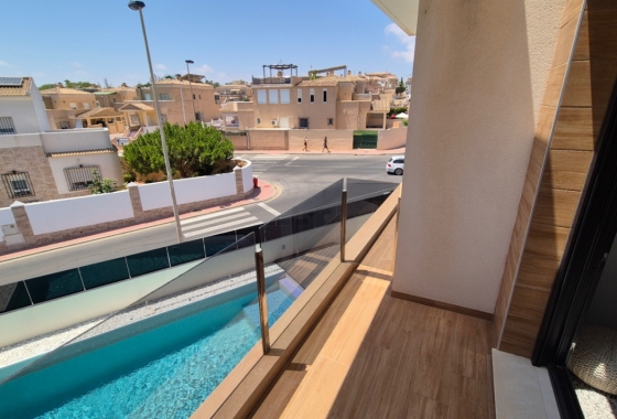 Resale - Villa - Torrevieja - Costa Blanca