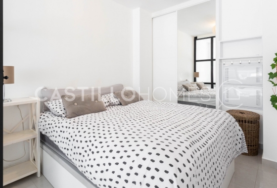 Reventa - Estudio - Torrevieja - Centro