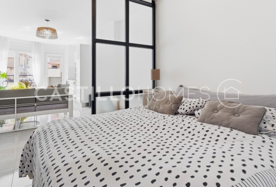 Reventa - Estudio - Torrevieja - Centro
