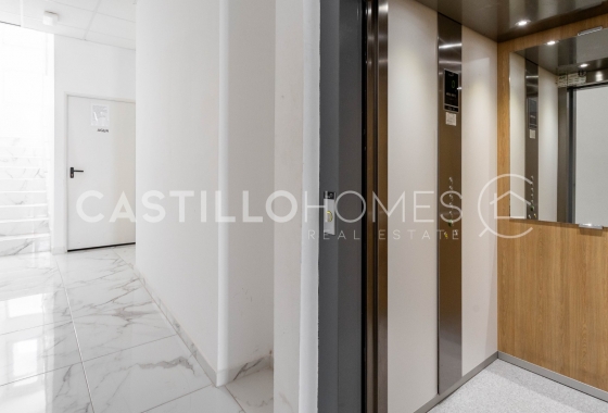 Reventa - Estudio - Torrevieja - Centro