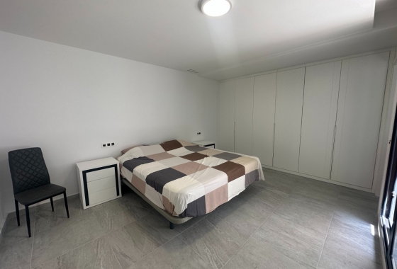 Resale - Villa - San Miguel de Salinas - Inland