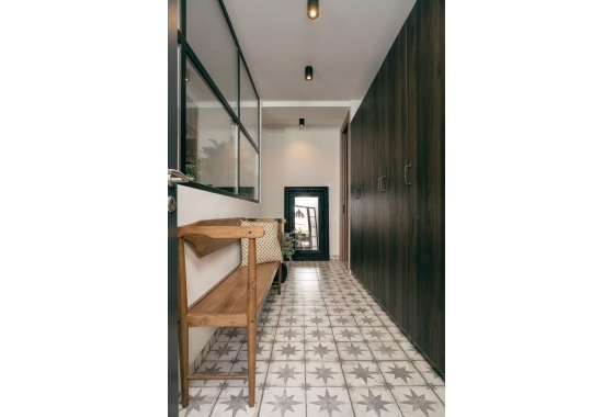 Herverkoop - Appartement / flat - Torrevieja - Las Piscinas Naturales