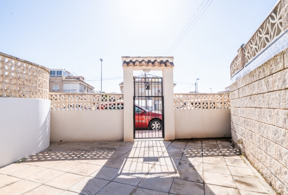 Resale - Apartment / flat - Torrevieja