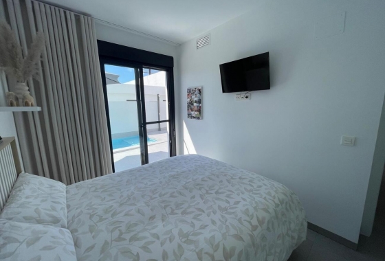 Resale - Villa - Roldan - Torre Pachecco