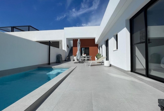 Resale - Villa - Roldan - Torre Pachecco