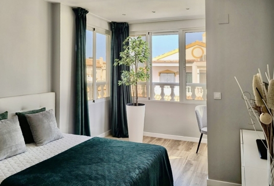 Revente - Maison de ville - Torrevieja - Costa Blanca