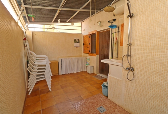 Herverkoop - Herenhuis - Torrevieja - Playa De Los Naufragos